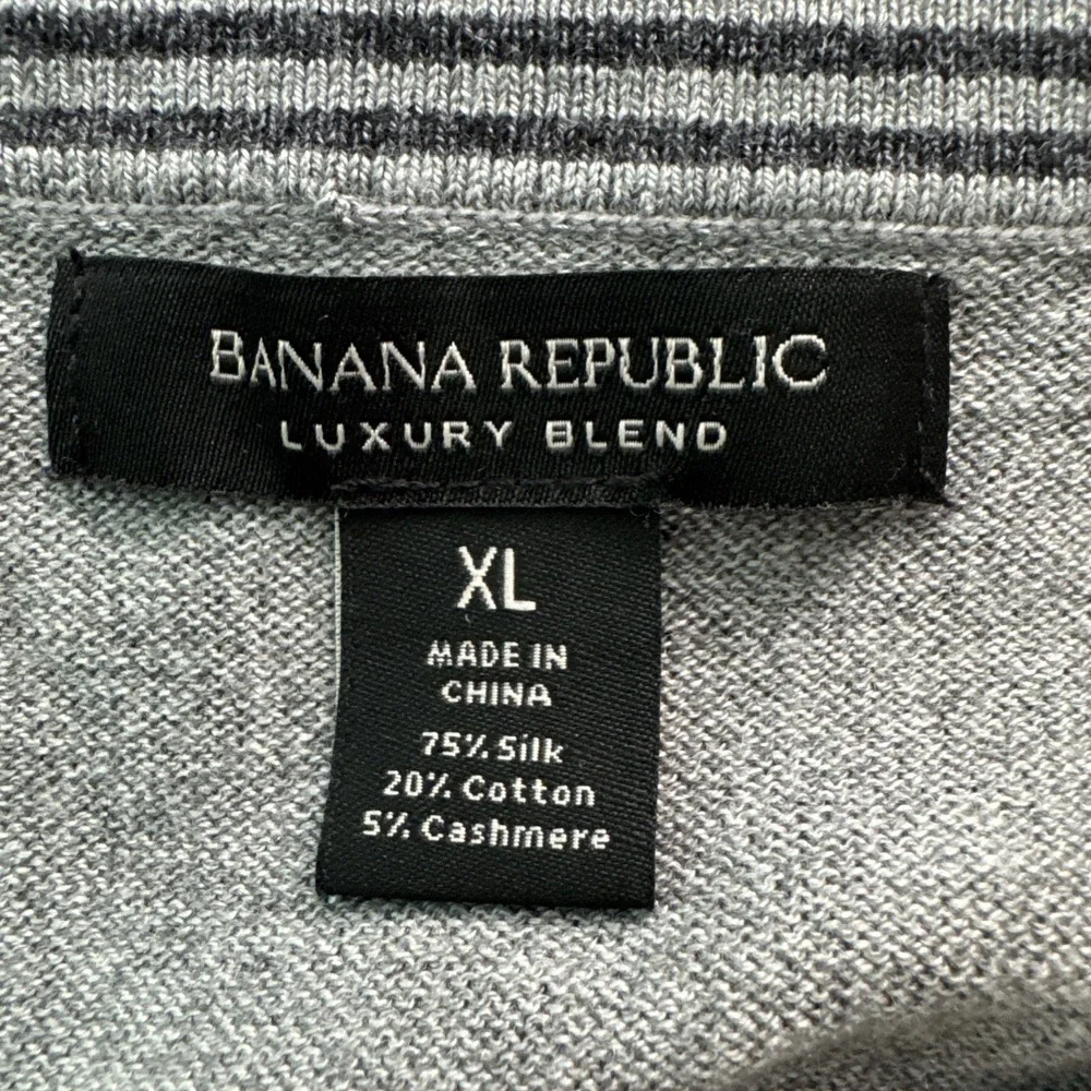 Banana Republic Luxury Blend Silk Cashmere V-Neck Sweater‎ Gray XL Quiet Luxury